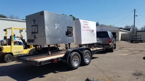 Loading up for another satisfied Southern Pride customer